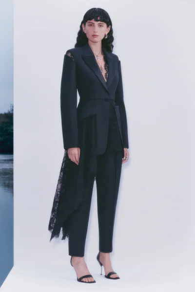 Look 19